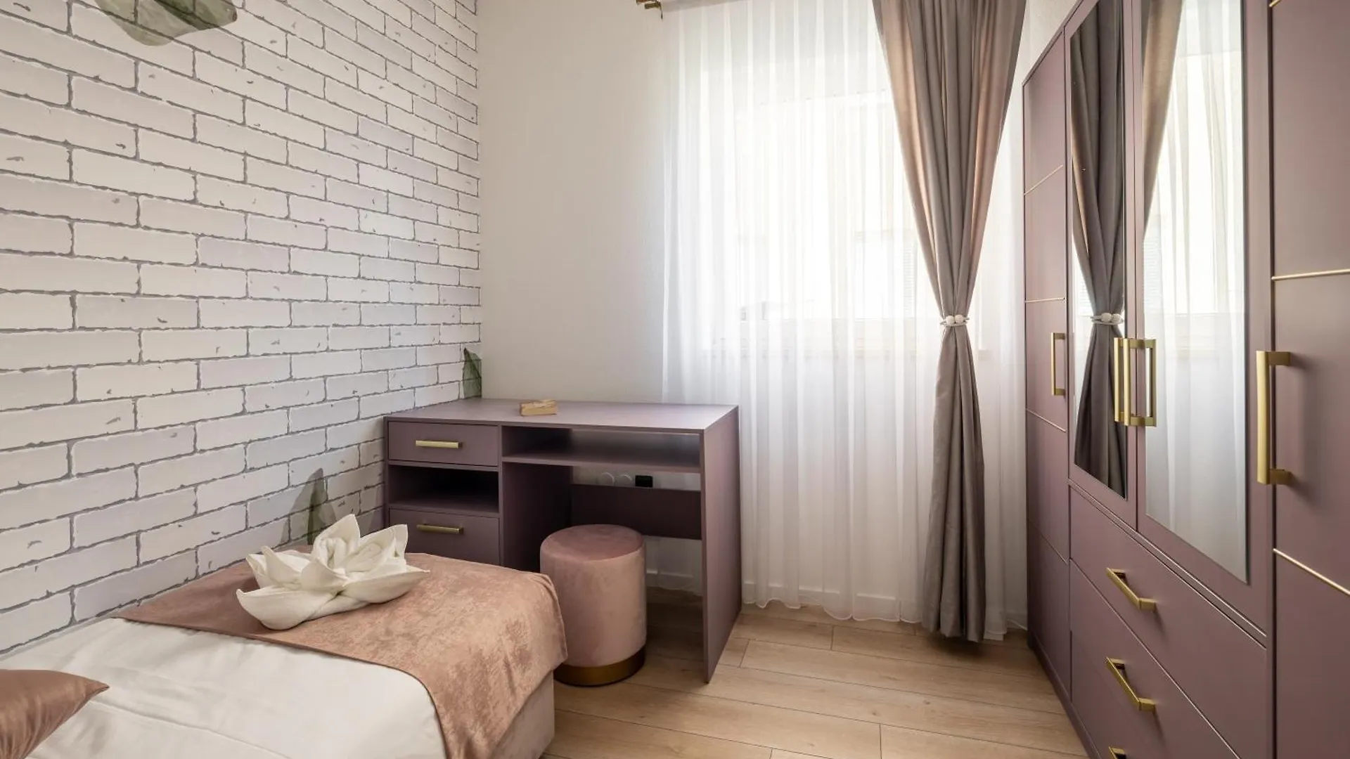 Apartments By The Sea Seget Donji, Trogir - 23134