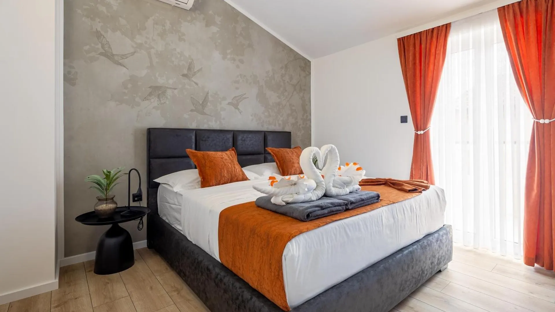 Apartments By The Sea Seget Donji, Trogir - 23134 Croácia